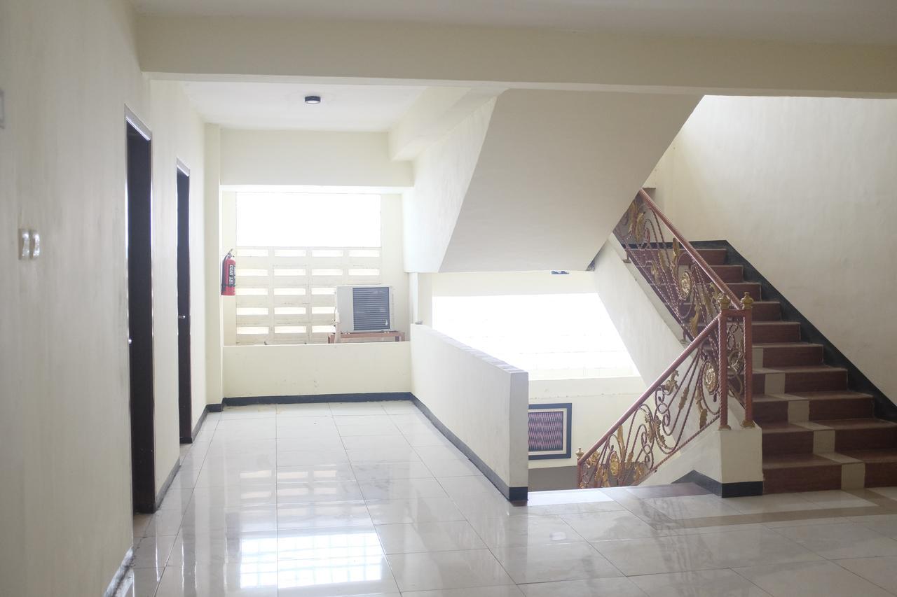 Reddoorz Plus Near Senen Jakarta Luaran gambar