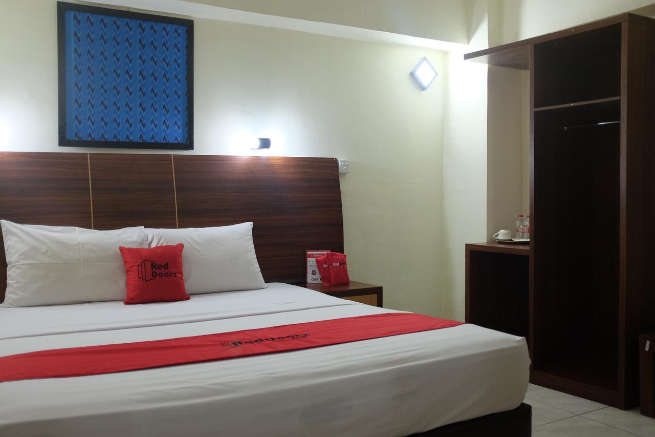 Reddoorz Plus Near Senen Jakarta Luaran gambar